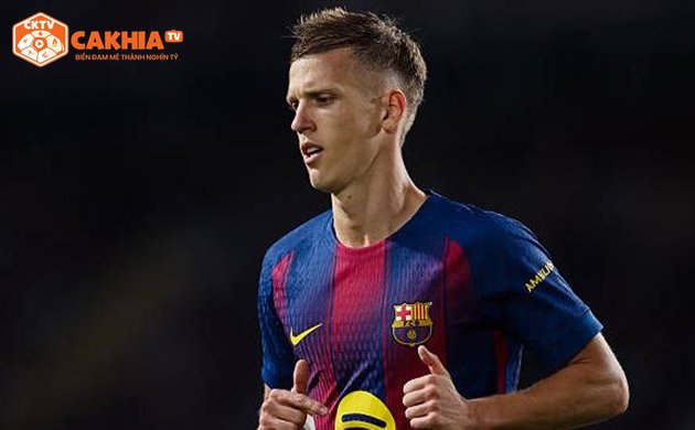 Dani Olmo lạc lõng giữa hàng thủ Barcelona trong trận thua PSG đầy thất vọng.